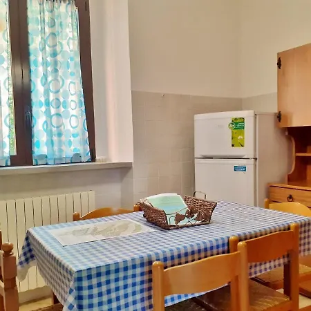 בית נופש Borgo Castelluccio *