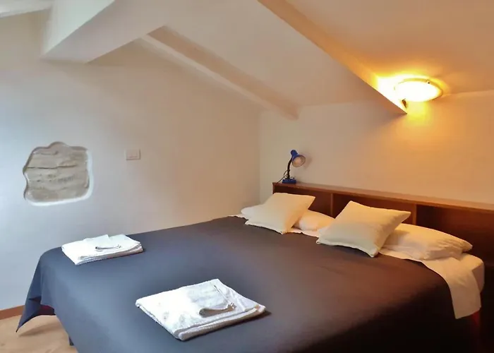 Borgo Castelluccio Semesterbostad *